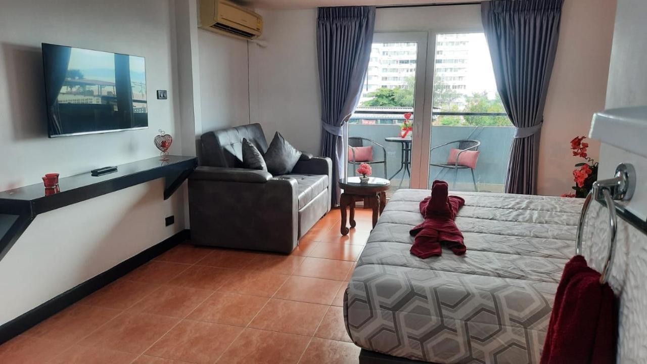 Happy Beach Jomtien Guesthouse Luaran gambar