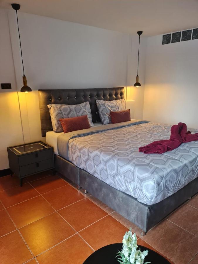 Happy Beach Jomtien Guesthouse Luaran gambar