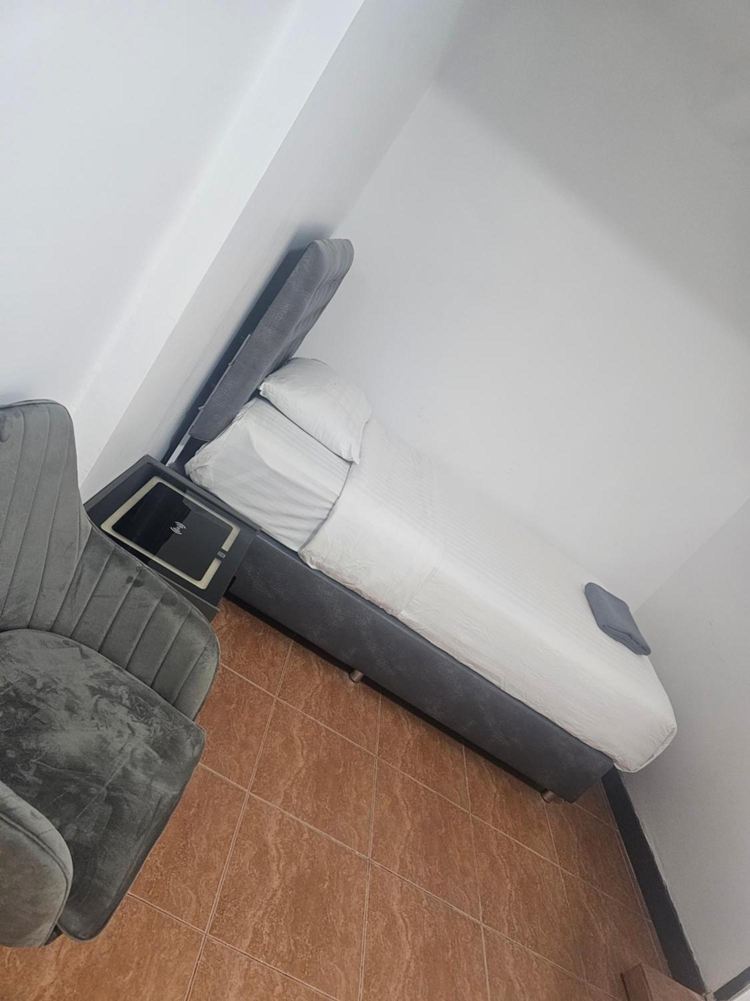 Happy Beach Jomtien Guesthouse Luaran gambar