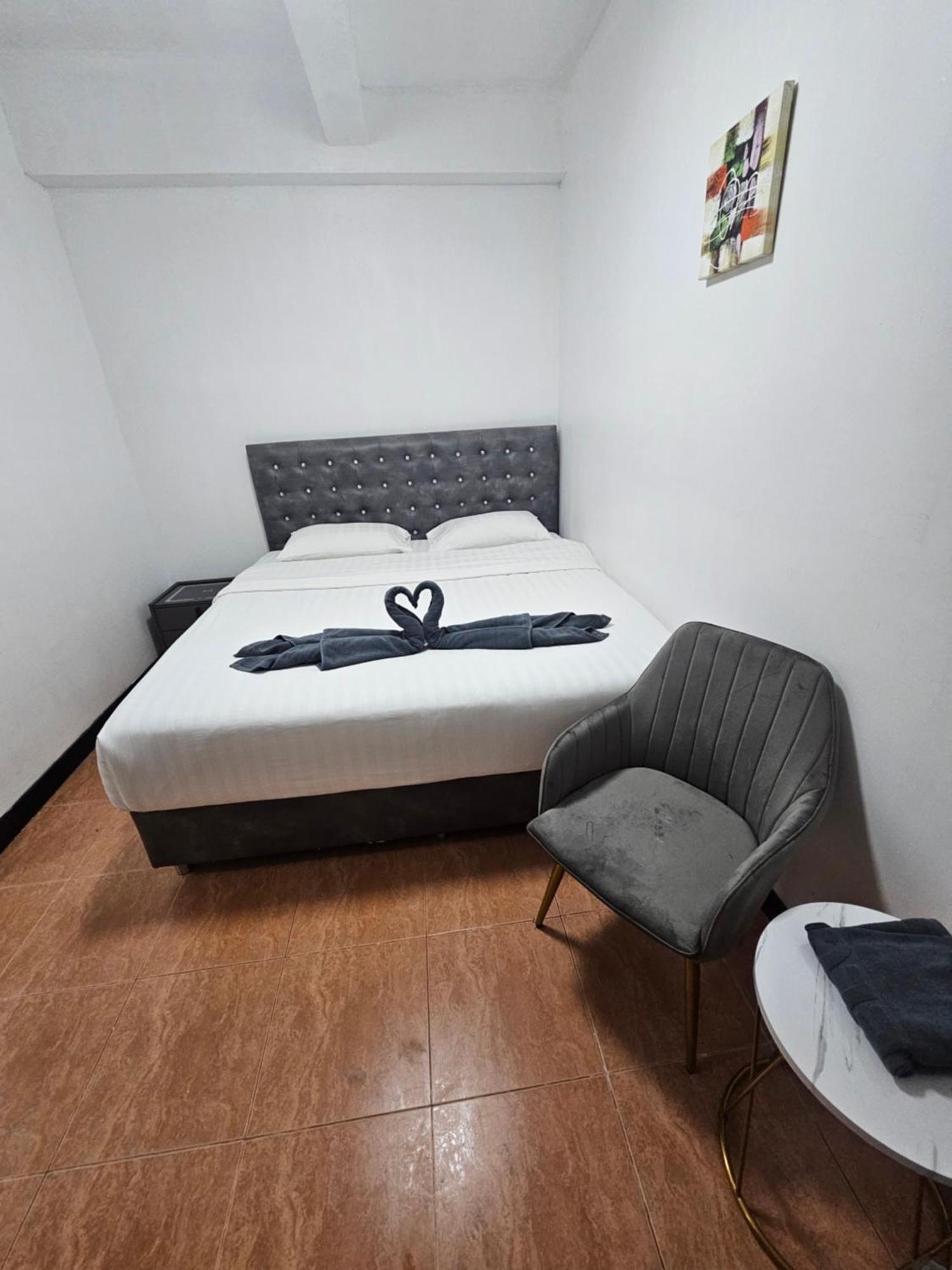 Happy Beach Jomtien Guesthouse Luaran gambar