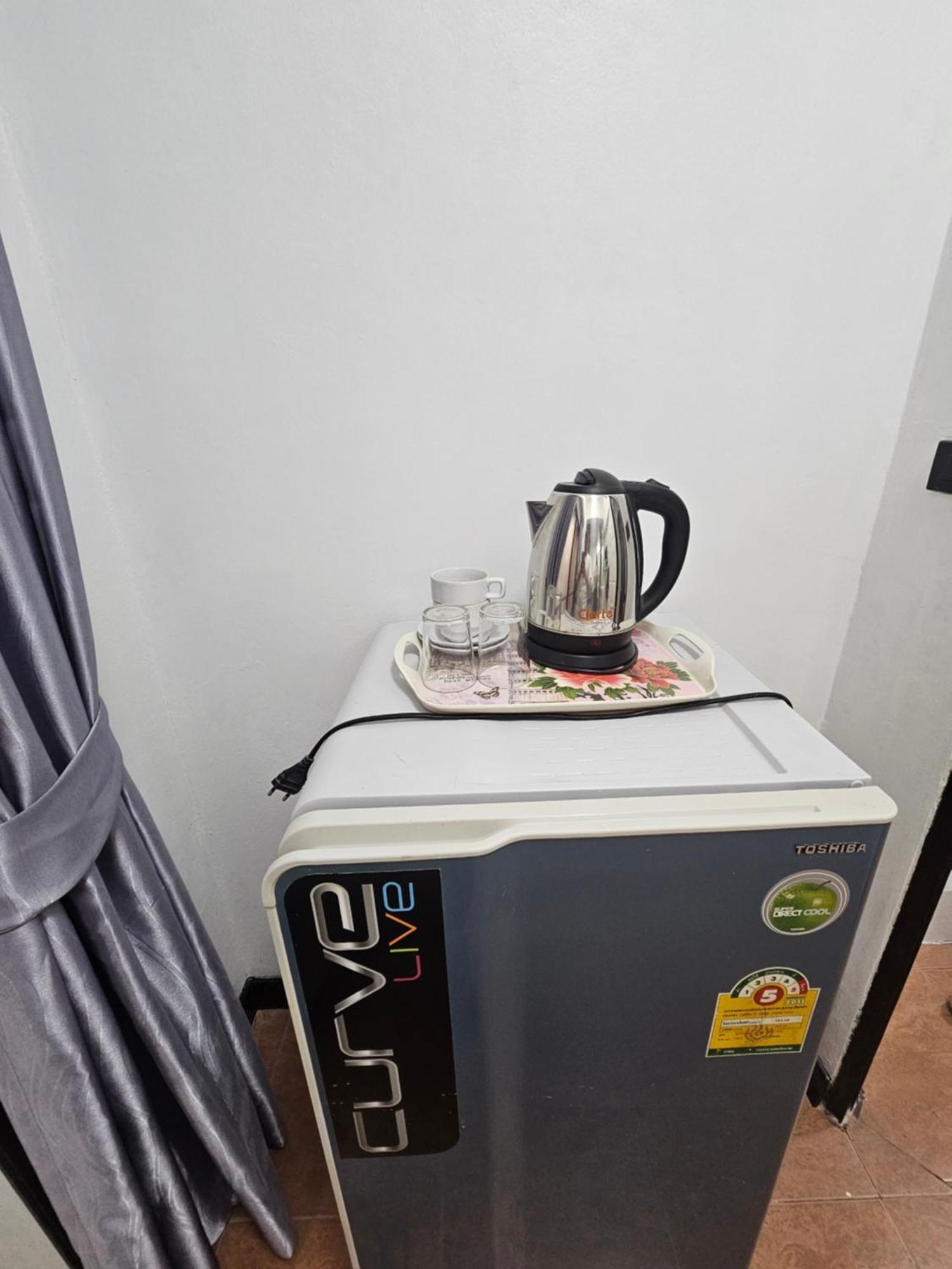 Happy Beach Jomtien Guesthouse Luaran gambar